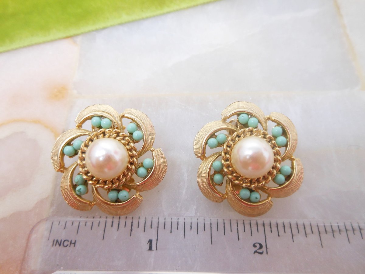 Vintage PAT PEND Pearl Earrings Aqua Bead Clip On Gold Plate Chunky Flower Pinwheel Jewelry Gift Mid Century, VivianJoel.com