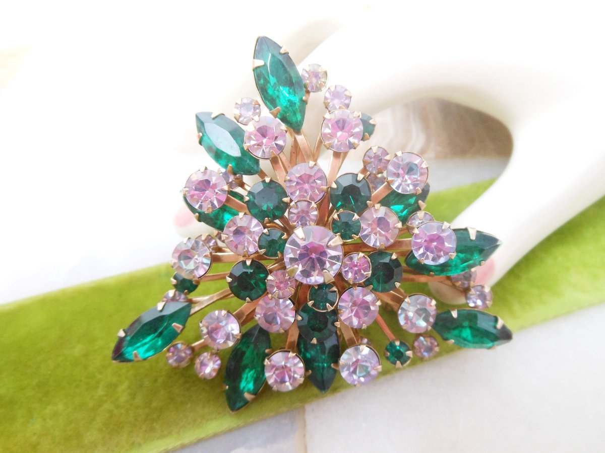 Vintage Emerald Green Brooch Rhinestone Pin Starburst Explosion Triangle Shield Jewelry Mid Century Gift, VivianJoel.com