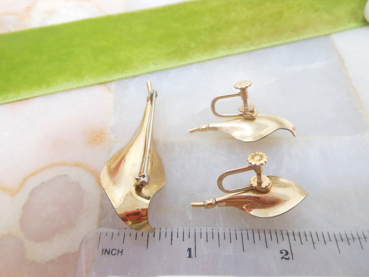 Vintage KREMENTZ Brooch Earrings Set Cultured Pearl Leaf Pin Gold Overlay Designer Mid Century Jewelry Gift, VivianJoel.com