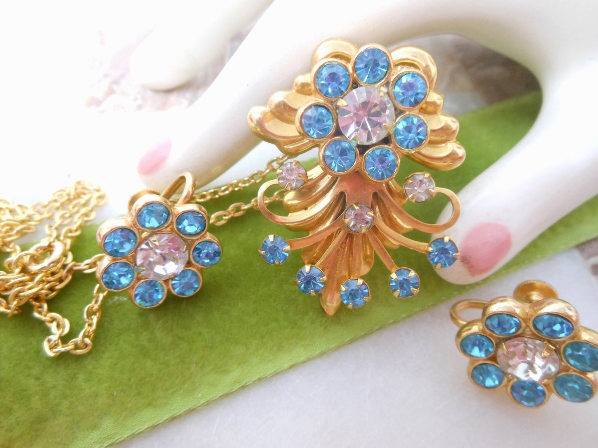 Vintage Blue Rhinestone Necklace Earrings SET Crystal Flower Pendant Mid Century Jewelry Gift, VivianJoel.com