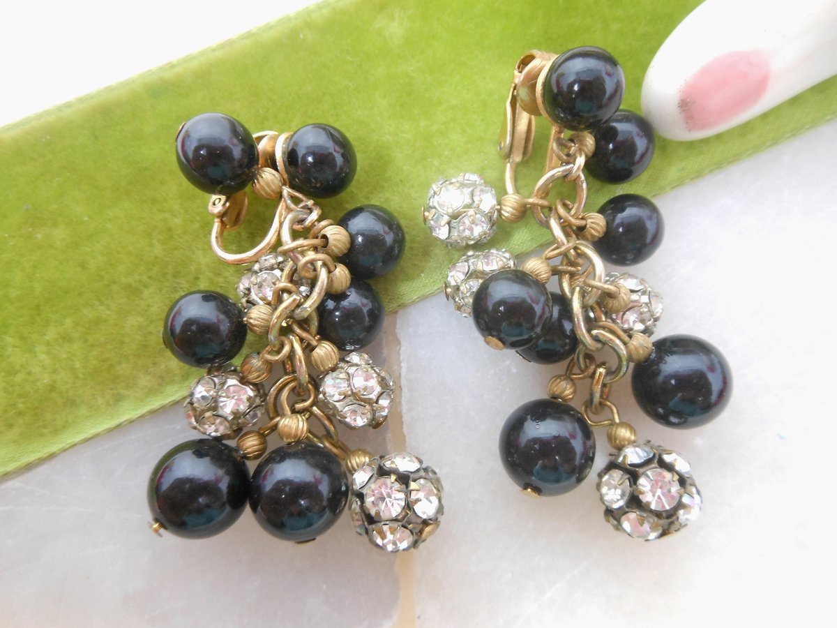 Vintage Cha Cha Bead Earrings Clip On Rhinestone Dangle Drop Chandelier Black Clear Jewelry Mid Century Gift, VivianJoel.com