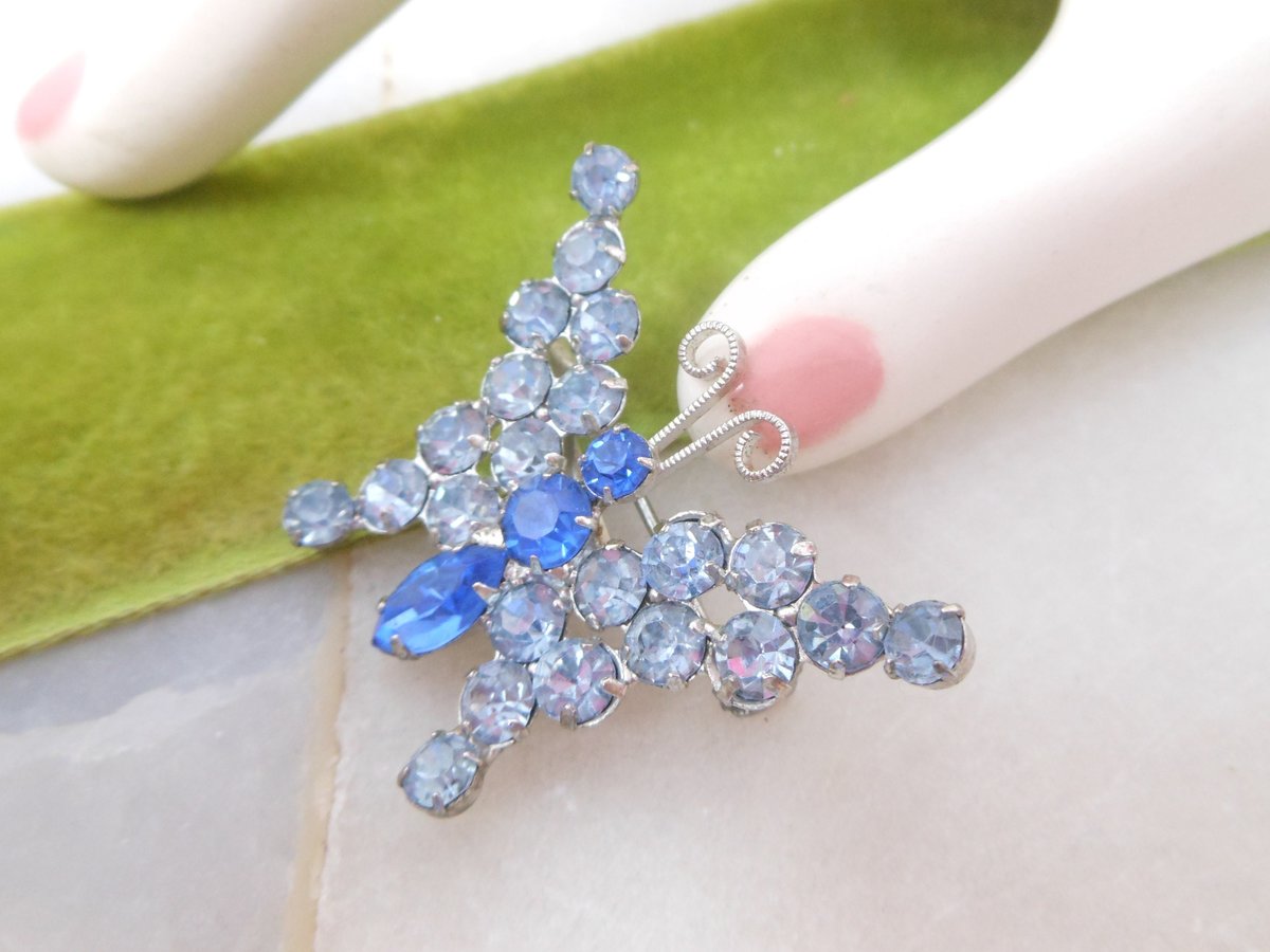 Vintage JULIANA Verified Butterfly Blue Rhinestone Pin Brooch Figural Bug Insect Designer Jewelry Gift Mid Century, VivianJoel.com