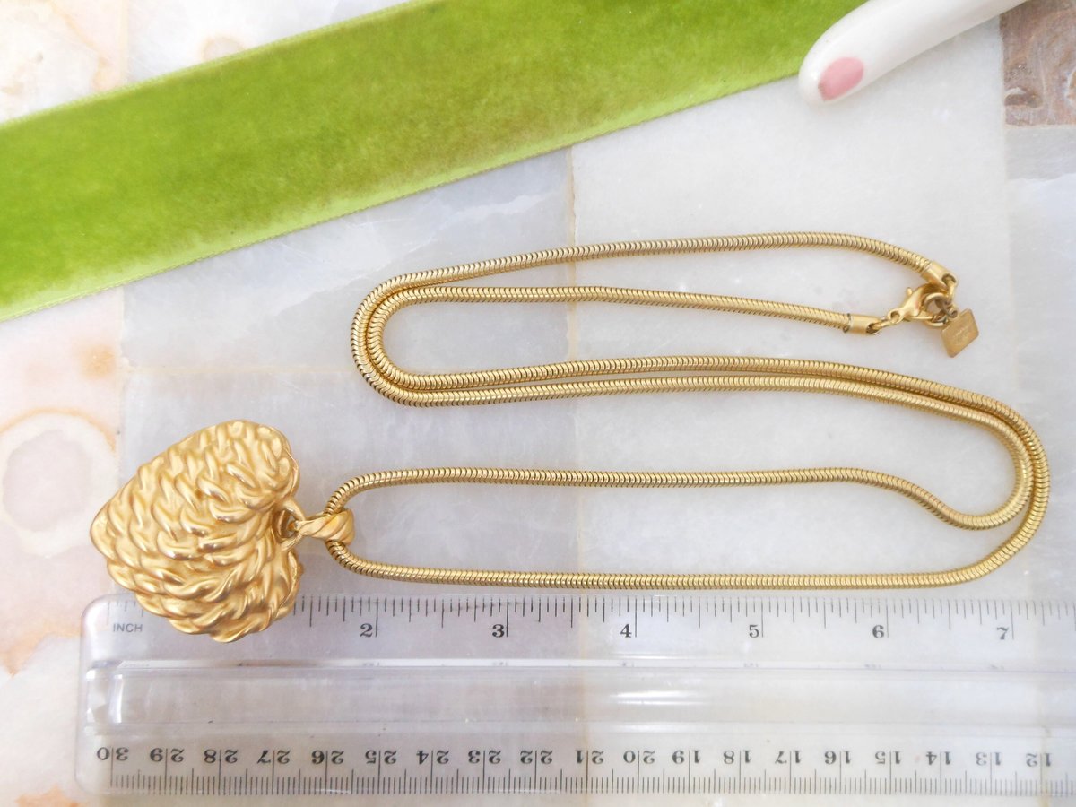 Vintage ANNE KLEIN Pendant Necklace Chunky Heart Swingy Chain Gold Plate Modernist Designer Logo Jewelry Gift, VivianJoel.com