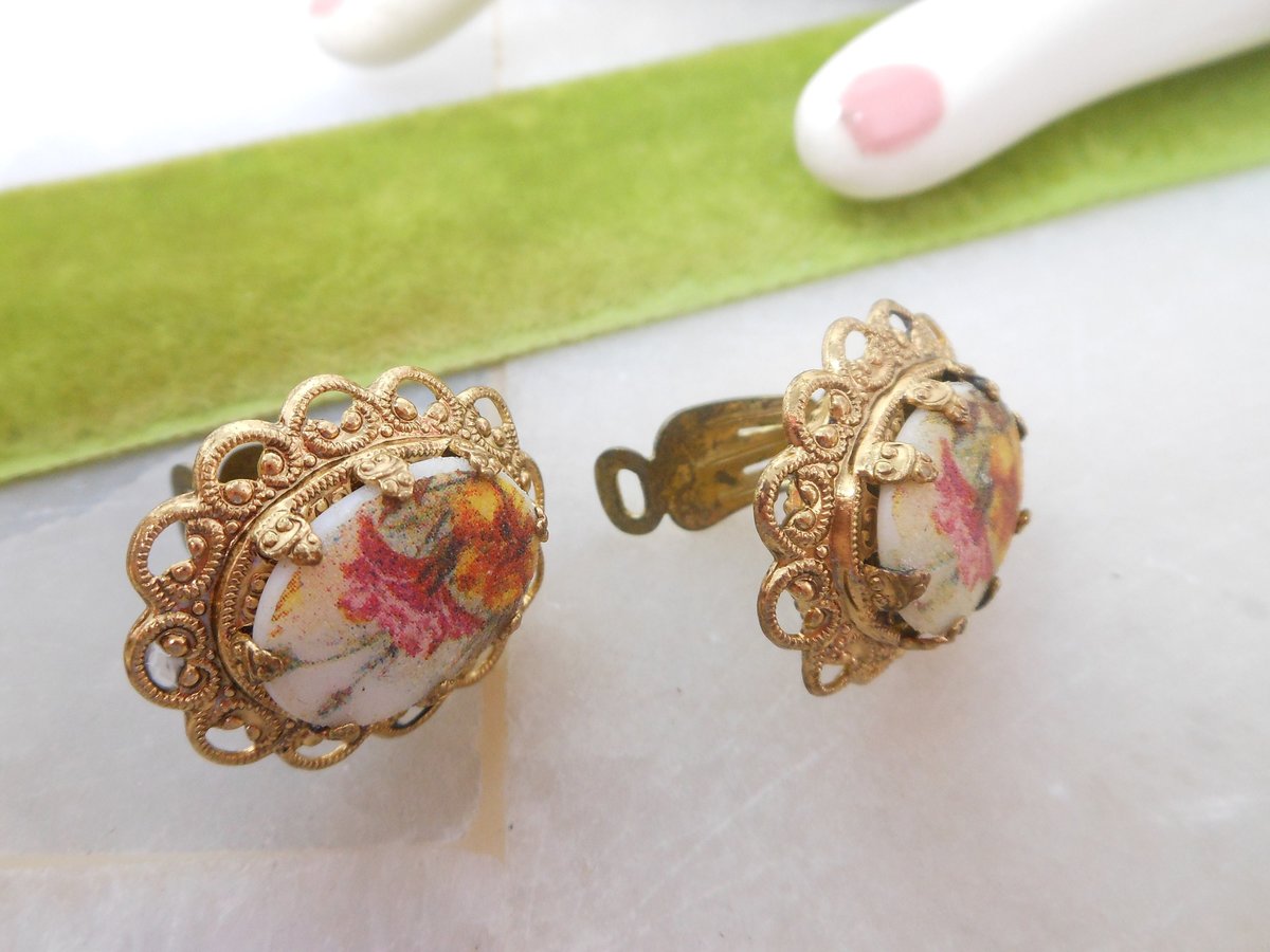 Vintage WEST GERMANY Flower Ornate Earrings Clip On Textured Glass Filigree Victorian Revival Jewelry Gift Mid Century, VivianJoel.com