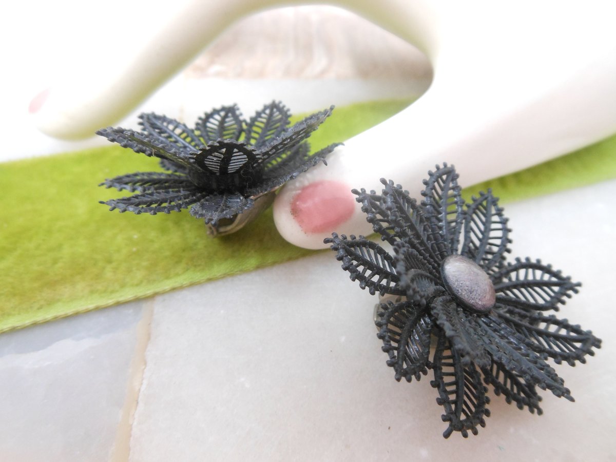Vintage WEST GERMANY Flower Doily Lace Mod Earrings Black Plastic Clip On Kitsch Mid Century Jewelry Gift, VivianJoel.com