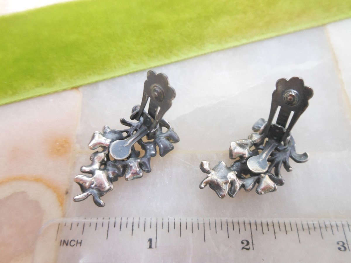 Vintage Flower Climber Earrings Clip On Silver Tone Plate Wedding Jewelry Gift Mid Century, VivianJoel.com