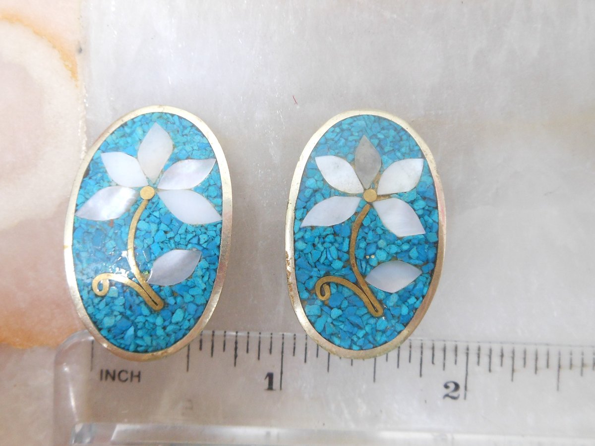 Vintage ALPACA MEXICO Silver Earrings Clip On Shell Flower Inlay Turquoise Mosaic Mid Century Designer Jewelry Gift, VivianJoel.com