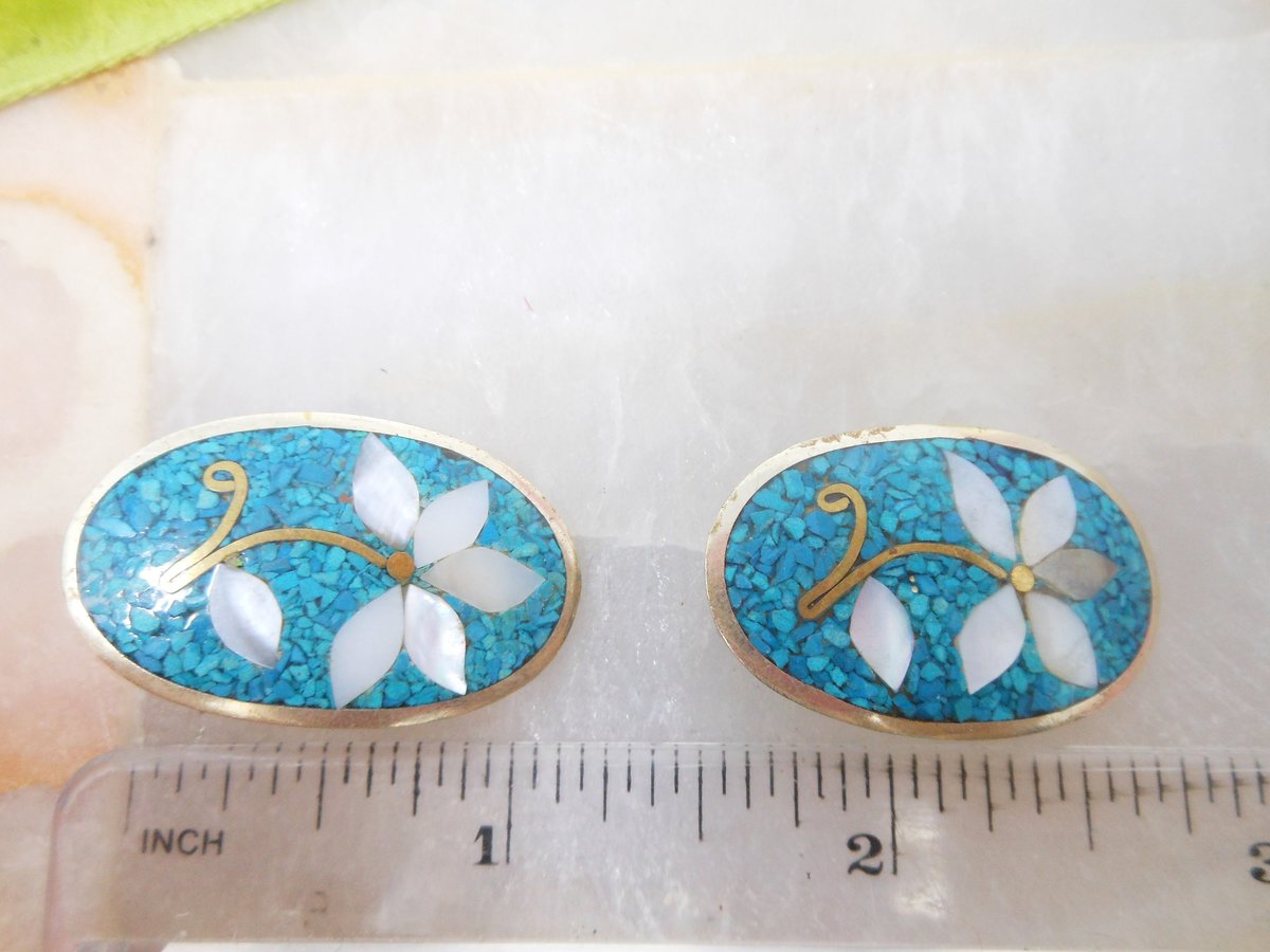 Vintage ALPACA MEXICO Silver Earrings Clip On Shell Flower Inlay Turquoise Mosaic Mid Century Designer Jewelry Gift, VivianJoel.com