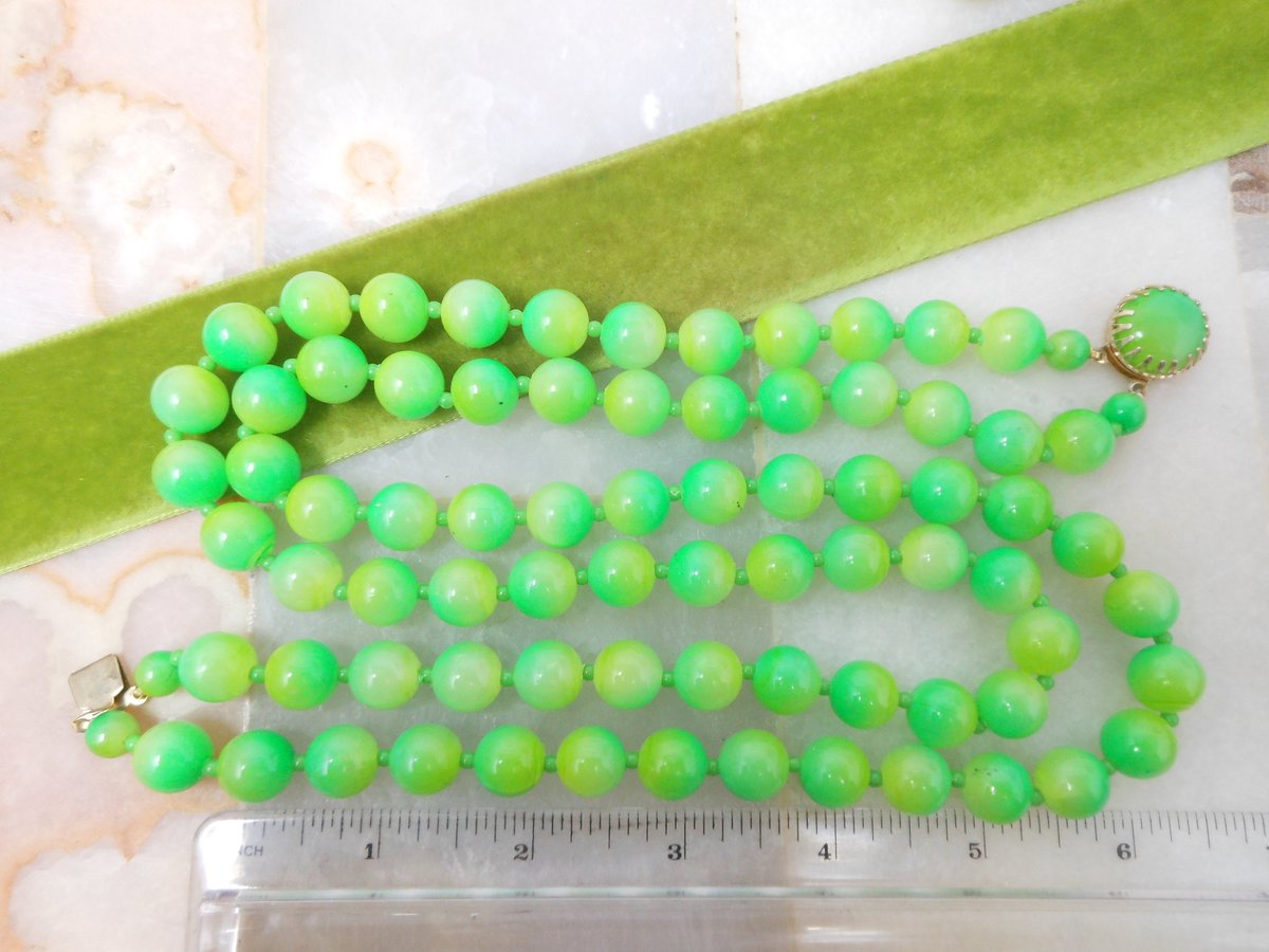 Vintage HONG KONG Ombre Green Necklace Double Strand Bead Plastic Lucite Jewelry Mid Century Jewelry Gift,  VivianJoel.com