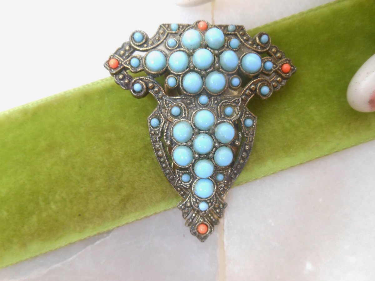 Vintage Art Deco Ornate Fur Dress Clip Brooch Blue Milk Glass Coral Bead Pot Metal Mid Century Jewelry, VivianJoel.com