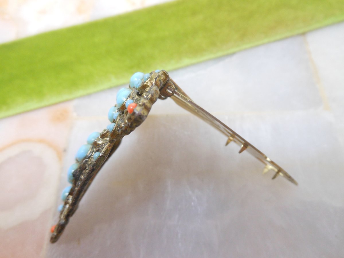 Vintage Art Deco Ornate Fur Dress Clip Brooch Blue Milk Glass Coral Bead Pot Metal Mid Century Jewelry, VivianJoel.com