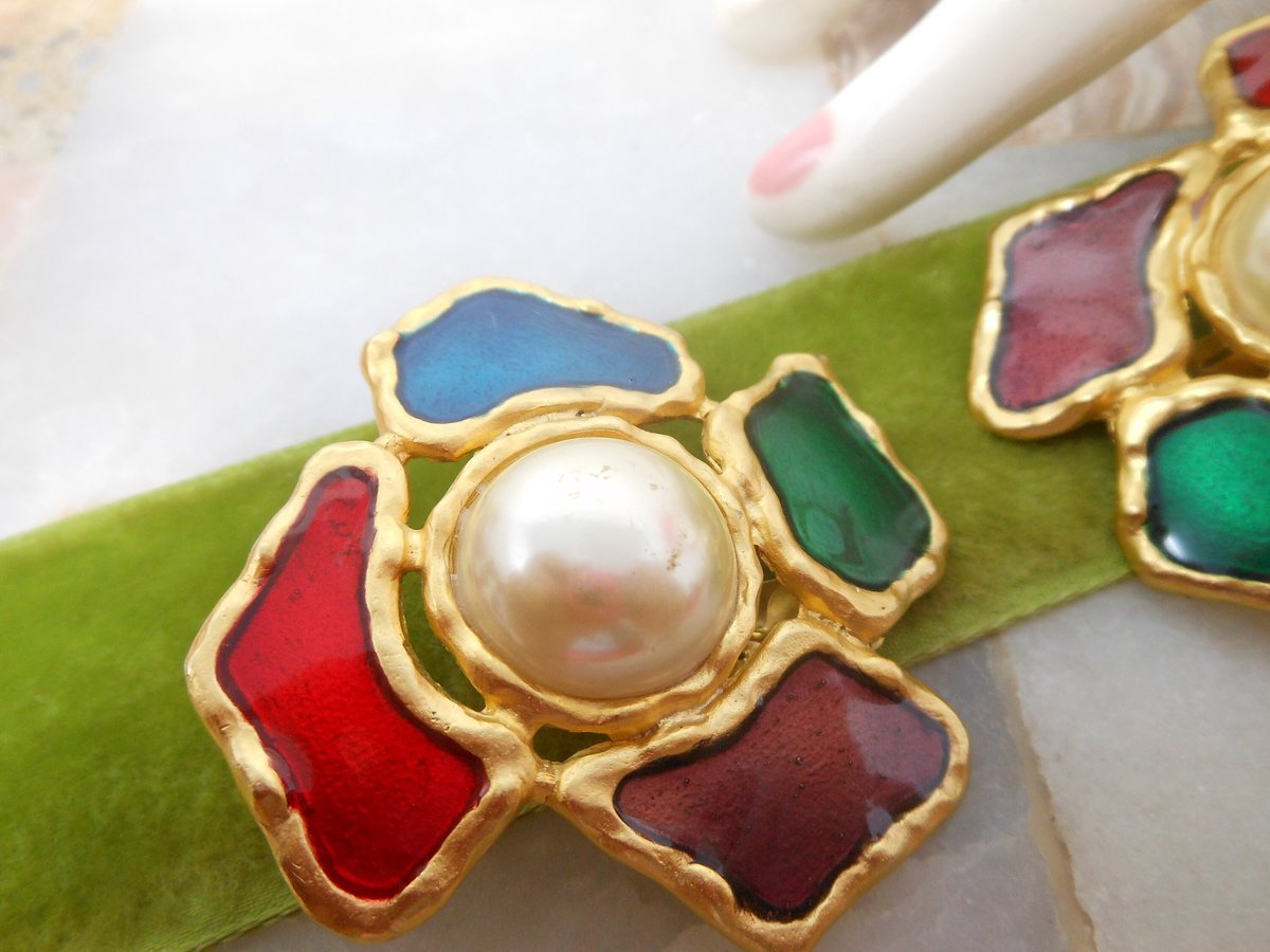 Vintage Huge Chunky Earrings Clip On Jumbo Flower Faux Pearl 80s Statement Jewelry Gift, VivianJoel.com