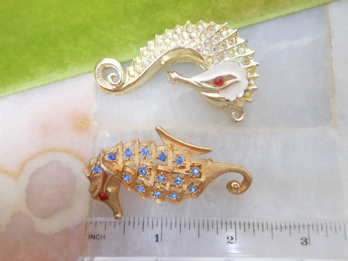 Vintage LOT 2 Seahorse Brooch Rhinestone Pin Figural Coastal Beach Mid Century Kitsch Jewelry Gift, VivianJoel.com