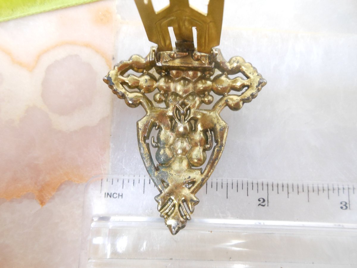 Vintage Art Deco Ornate Fur Dress Clip Brooch Blue Milk Glass Coral Bead Pot Metal Mid Century Jewelry, VivianJoel.com