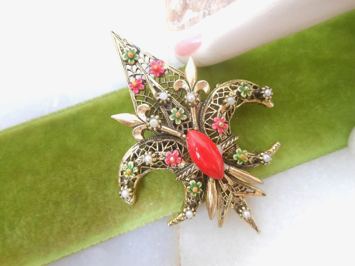 Vintage ART Designer Signed Brooch Fleur De Lis Pin Enamel Flower Faux Pearl Regency Revival Jewelry Mid Century Gift, VivianJoel.com