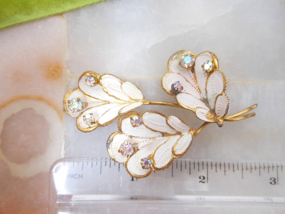 Vintage AUSTRIA Flower Brooch Leaf Pin Aurora Borealis Rhinestone Enamel Bouquet Mid Century Jewelry Gift, VivianJoel.com