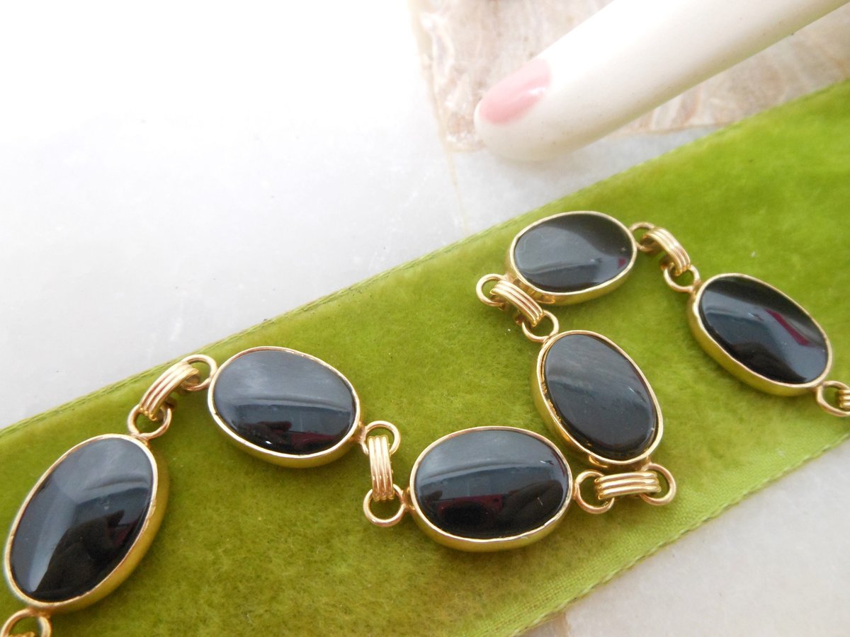 Vintage Black Glass GOLD FILL Bracelet 12K GF Chain Mourning Jewelry Gift Mid Century, VivianJoel.com