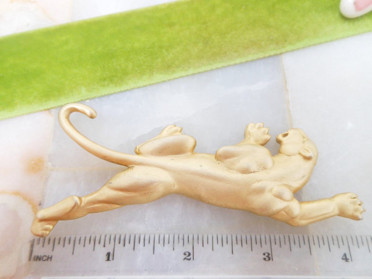 Vintage JJ JONETTE Huge Brooch Stalking Panther Cat Pin Matte Gold 1986 Designer Figural  Mid Century Jewelry Gift, VivianJoel.com