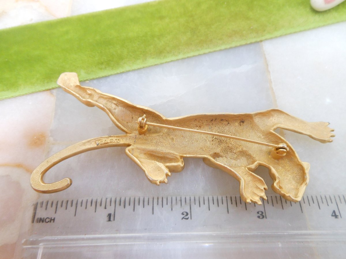 Vintage JJ JONETTE Huge Brooch Stalking Panther Cat Pin Matte Gold 1986 Designer Figural  Mid Century Jewelry Gift, VivianJoel.com