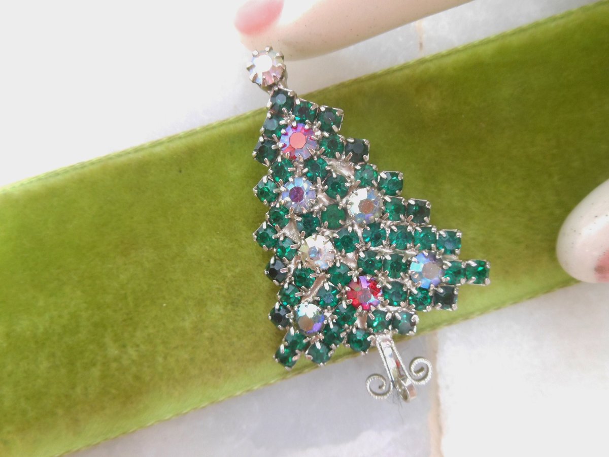 Vintage Christmas Tree Brooch Rhinestone Emerald Green AB Crystal Holiday Pin Mid Century Jewelry Gift, VivianJoel.com