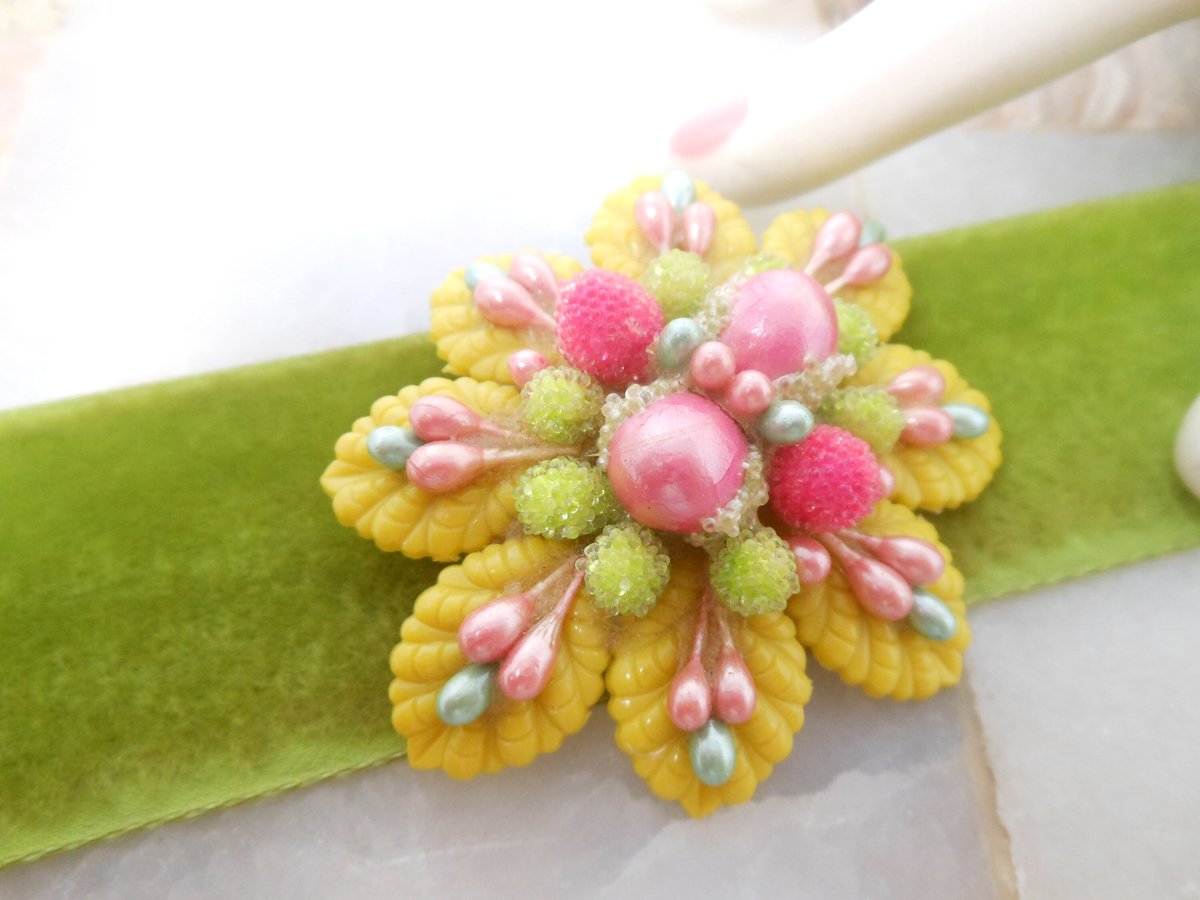 Vintage Pink Sugar Bead Yellow Plastic Leaf Brooch Flower Millinery Cluster Corsage Pin Mid Century Jewelry Gift, VivianJoel.com