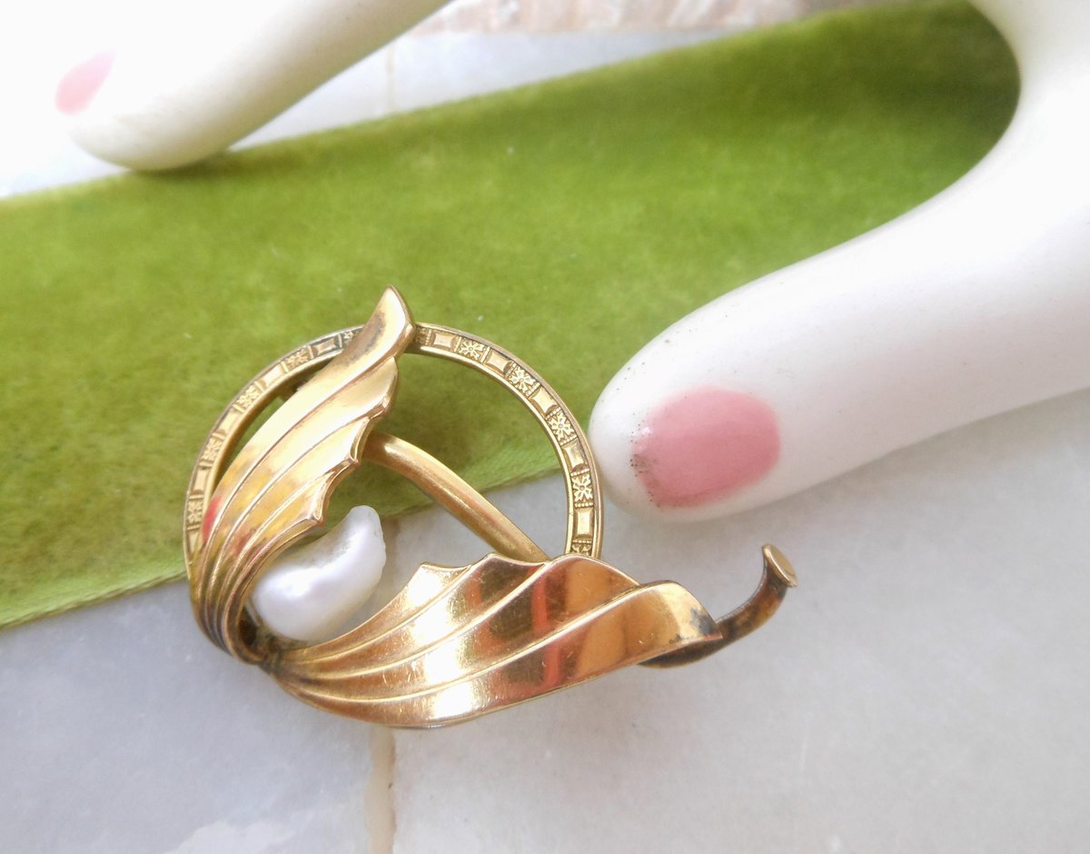 Vintage WELLS Pearl Brooch Designer Pin Art Deco Flying Wings Gold Fill Bow GF Petite Mid Century Jewelry Gift, VivianJoel.com