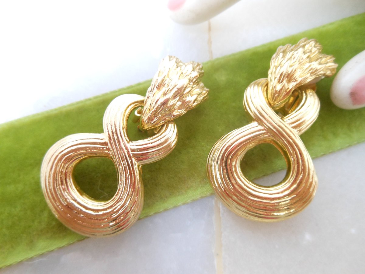 Vintage IVANA Earrings Dangle Drop Door Knocker Clip On Gold Plate Jumbo Designer Runway Jewelry Gift, VivianJoel.com