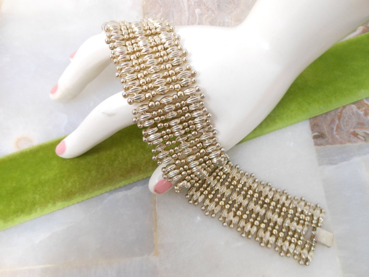 Vintage MONET Book Piece "Minaret" Wide 18 Link Bracelet Pale Gold Tone 1956 Designer Mid Century Etruscan Jewelry Gift, VivianJoel.com