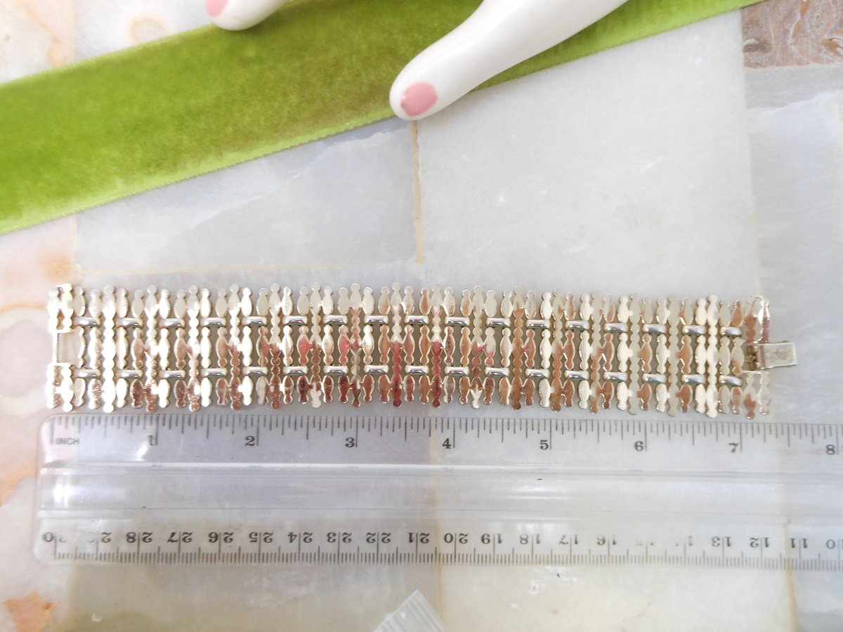 Vintage MONET Book Piece "Minaret" Wide 18 Link Bracelet Pale Gold Tone 1956 Designer Mid Century Etruscan Jewelry Gift, VivianJoel.com