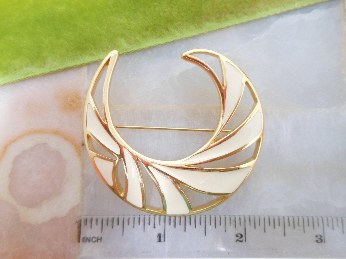 Vintage LOT 3 MONET Designer Brooch Gold Plate Classic Timeless Collection Flower Clover Moon Jewelry Gift Mid Century, VivianJoel.com