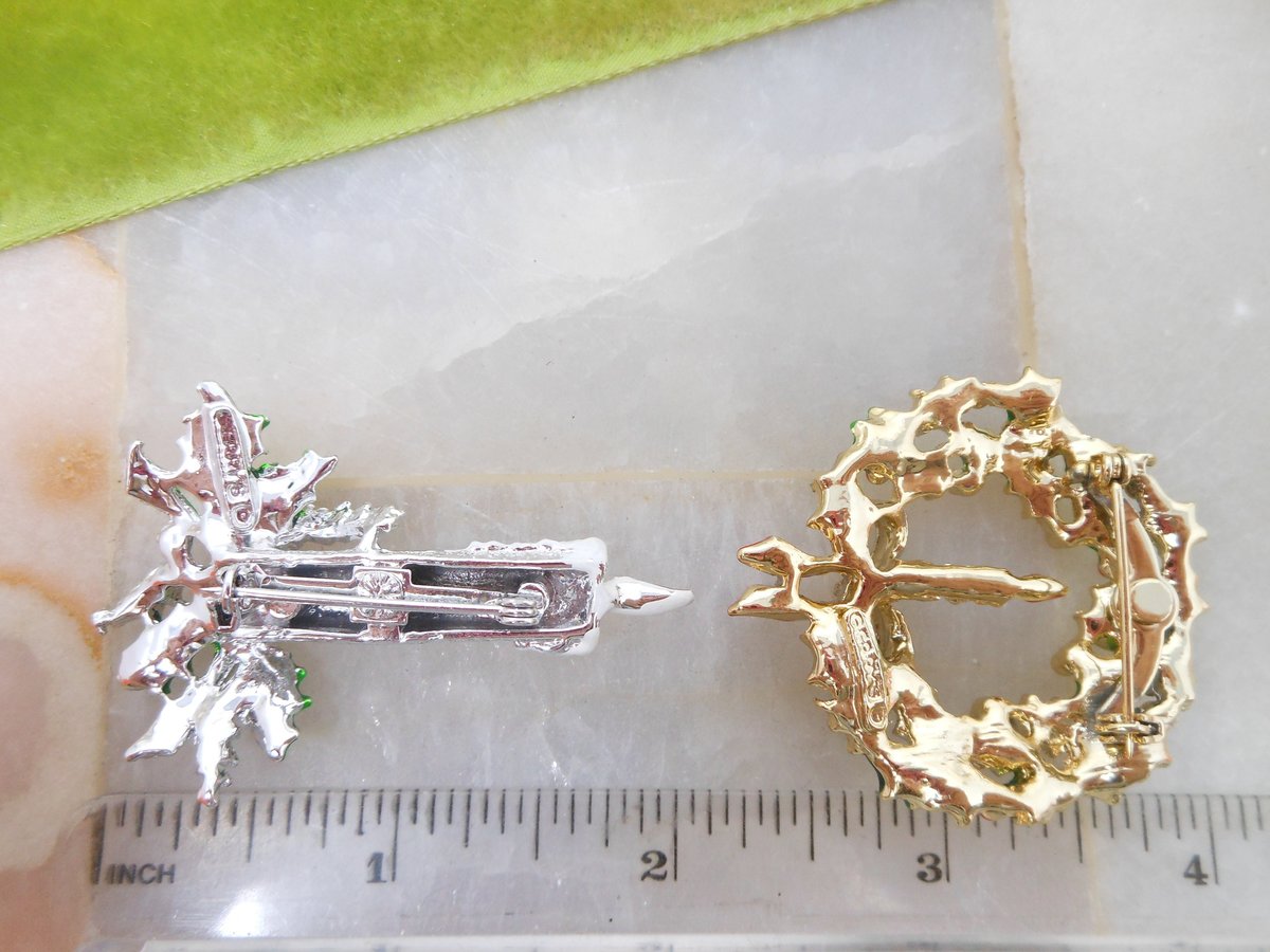 Vintage GERRYS LOT 2 Christmas Brooch Candle Festive Holiday Wreath Pin Designer Enamel Mid Century Jewelry Gift, VivianJoel.com