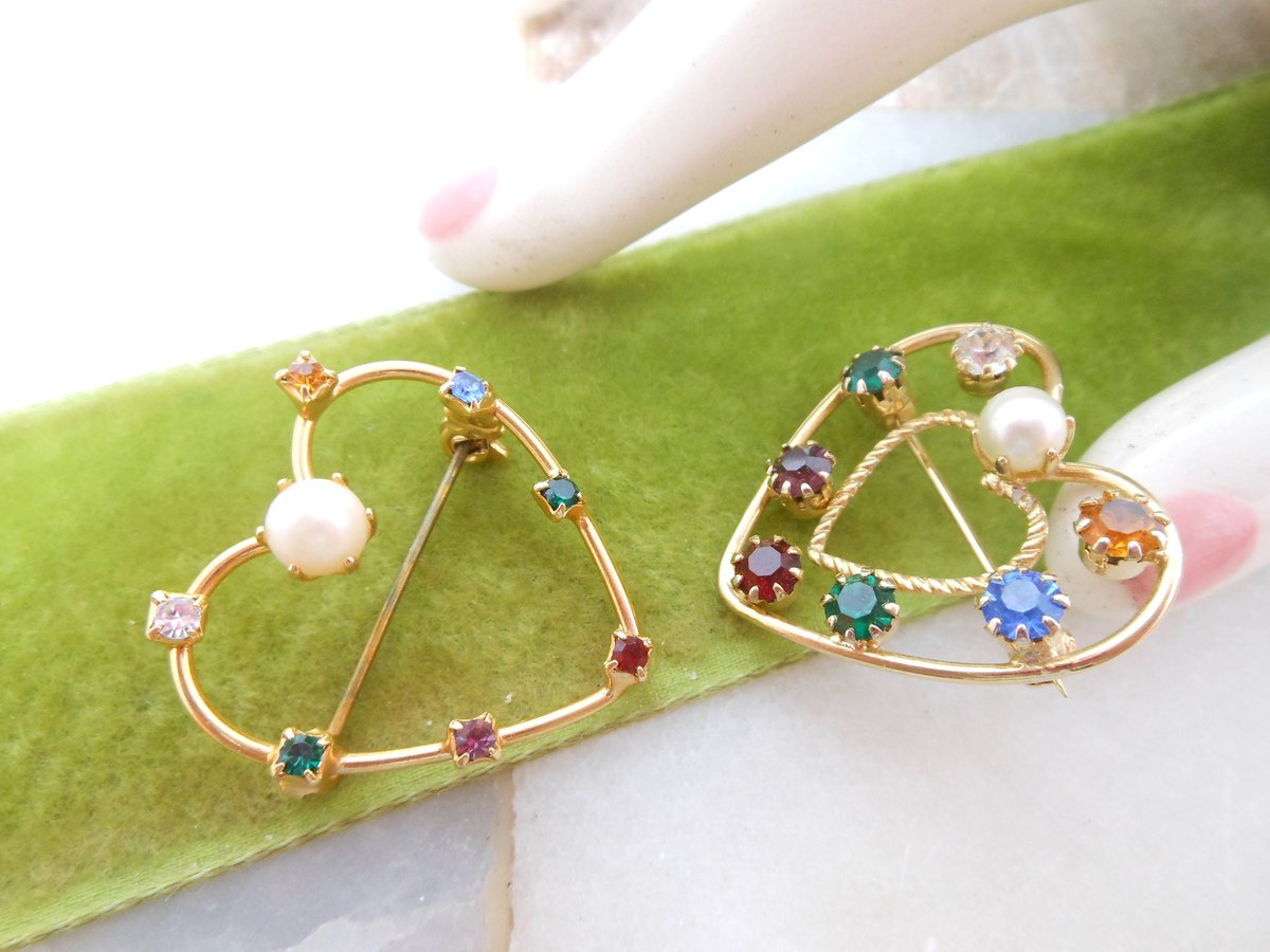 Vintage LOT 2 Rhinestone Heart Pin Faux Pearl Fruit Salad Brooch Valentine Petite Gift Jewelry Mid Century, VivianJoel.com