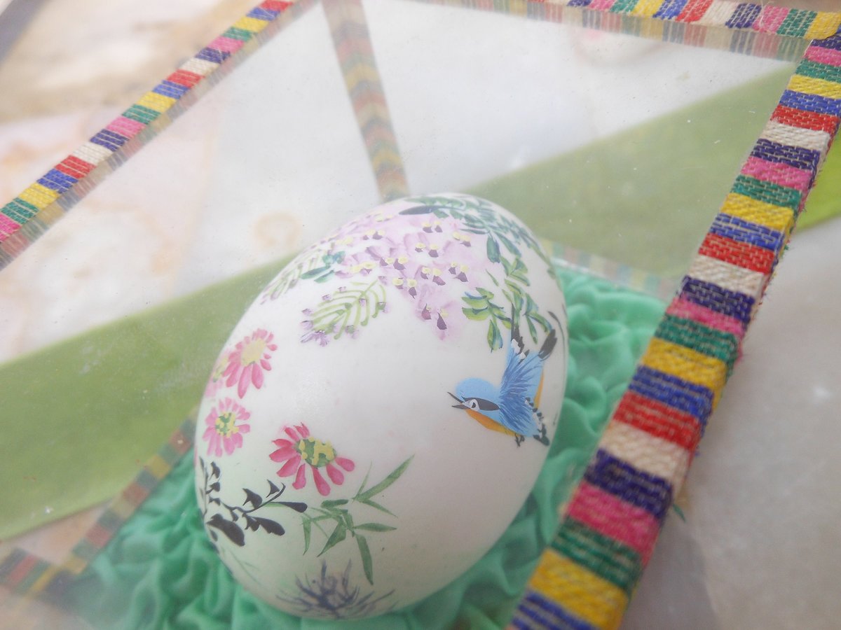 Vintage Asian Oriental Hand Paint Egg BoxedCase Blue Bird Garden Pink Flower Artisan Souvenir Mid Century, VivianJoel.com