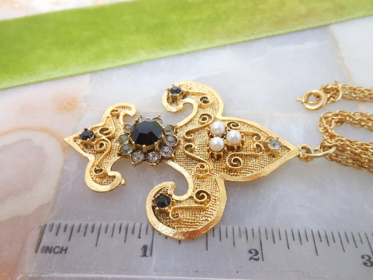 Vintage Fleur De Lis Pendant Necklace Rhinestone Faux Pearl Mogul Regency Revival Mid Century Jewelry Gift, VivianJoel.com