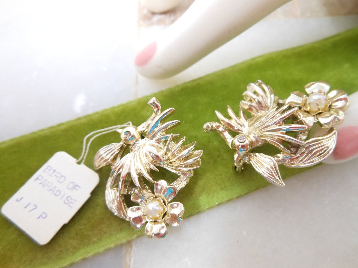 Vintage Bird Scatter Pin Faux Pearl Brooch Set Rhinestone Flower Kitsch Mid Century NOS Jewelry Gift, VivianJoel.com