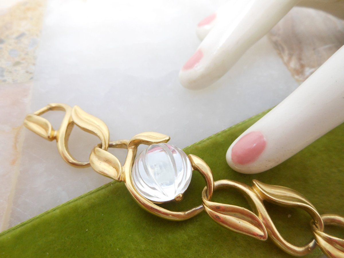 Vintage TRIFARI TM Bracelet Jelly Belly Melon Lucite Matte Gold Plate Chain Classic Designer Mid Century Jewelry Gift, VivianJoel.com