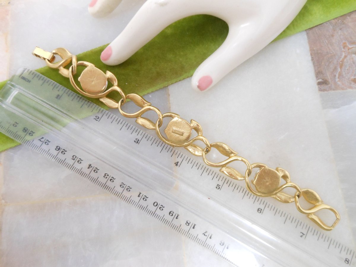 Vintage TRIFARI TM Bracelet Jelly Belly Melon Lucite Matte Gold Plate Chain Classic Designer Mid Century Jewelry Gift, VivianJoel.com