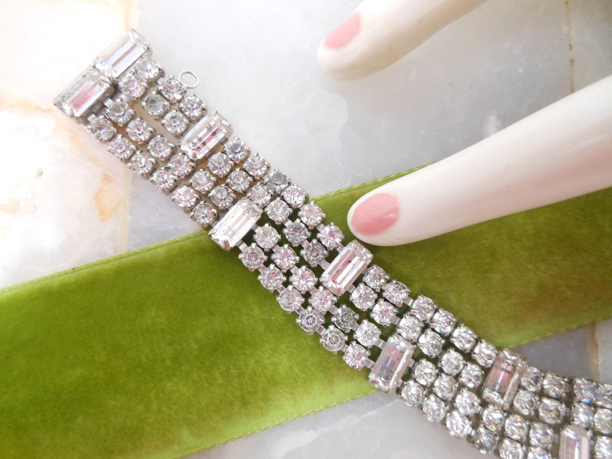 Vintage WEISS Rhinestone Bracelet Clear Ice Crystal Hollywood Glam Mid Century Designer Jewelry *as is*,  VivianJoel.com