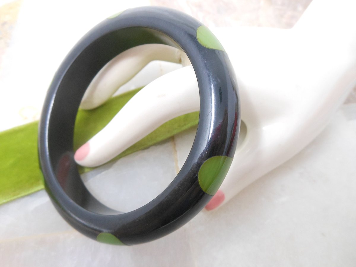 Vintage BAKELITE Polka Dot Bangle Bracelet Green Black Old Plastic Art Deco Mid Century Jewelry Gift, VivianJoel