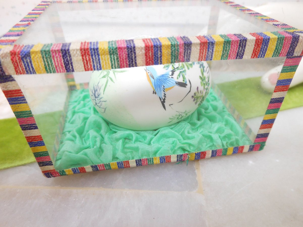 Vintage Asian Oriental Hand Paint Egg BoxedCase Blue Bird Garden Pink Flower Artisan Souvenir Mid Century, VivianJoel.com