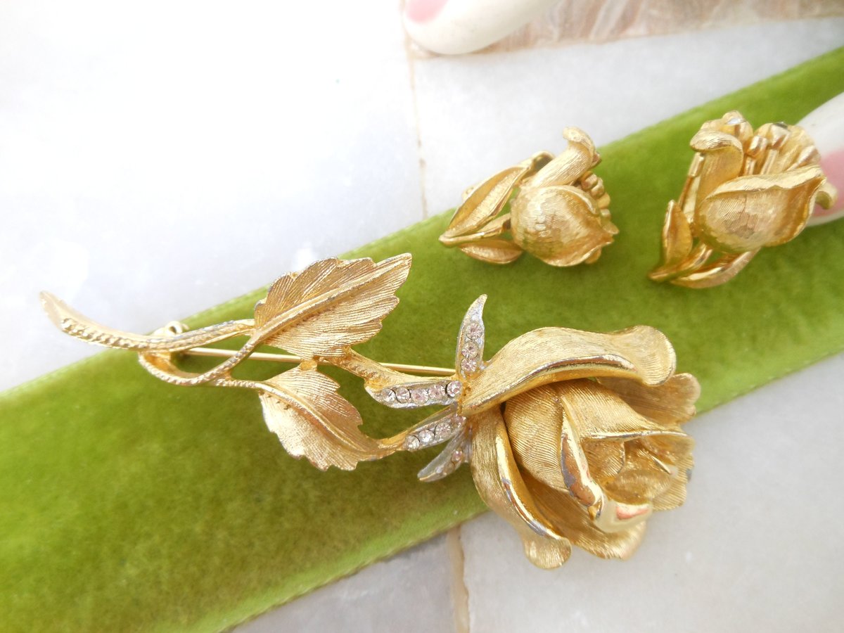 Vintage CAPRI Flower Brooch Earrings Set Rose Pin Rhinestone Clip On Gold Plate Designer Jewelry Gift Mid Century, VivianJoel.com