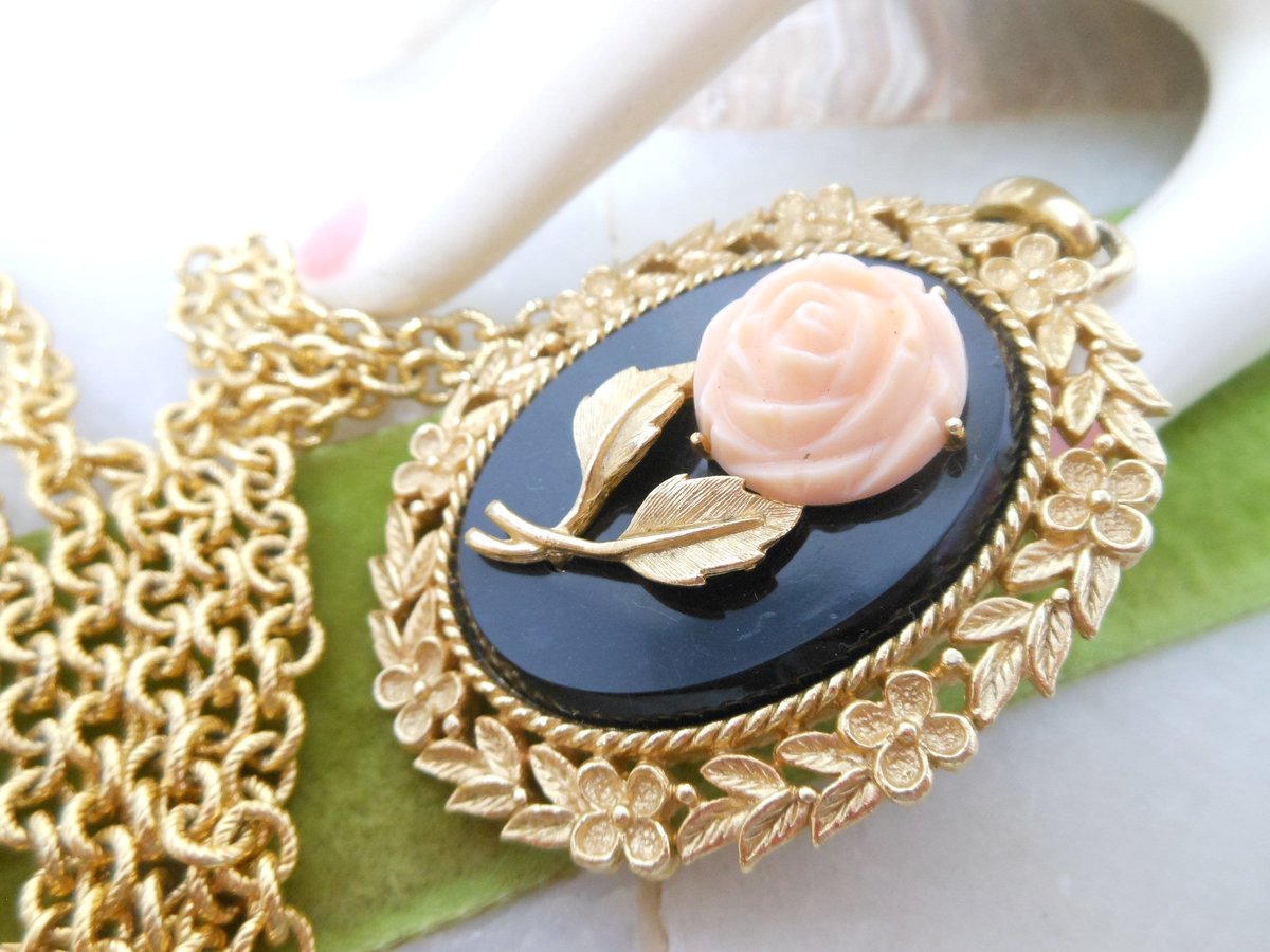 Vintage AVON Rose Flower Mirror Pendant Necklace Ornate Pale Pink Victorian Revival Jewelry Gift Mid Century, VivianJoel.com