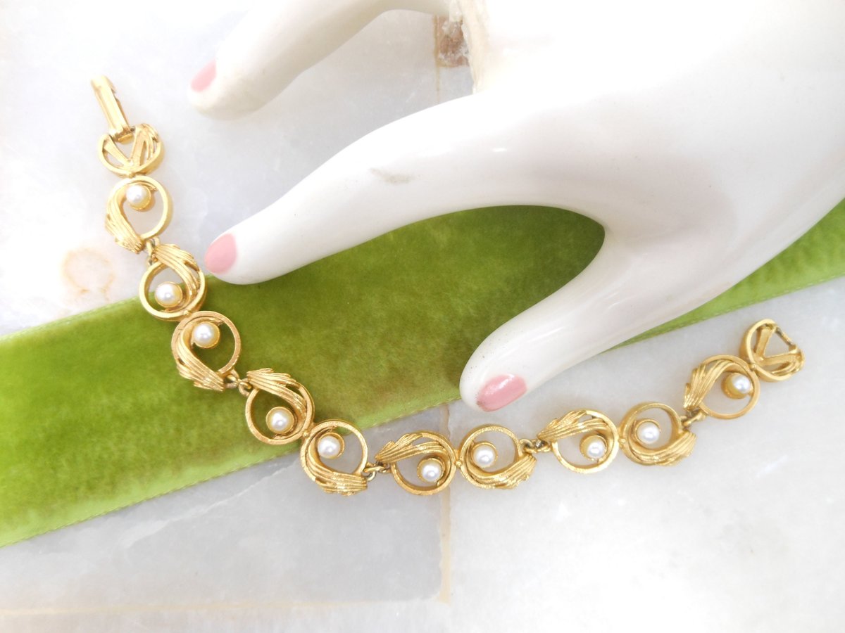 Vintage FLORENZA Multi Link Chain Bracelet Faux Pearl Gold Plate Etruscan Revival Designer Mid Century Jewelry Gift, VivianJoel.com