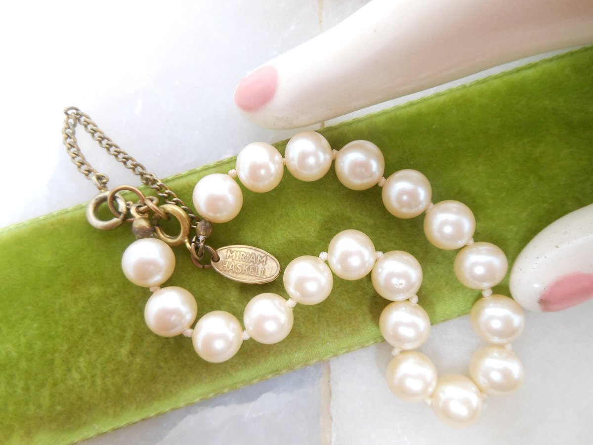 Vintage MIRIAM HASKELL Pearl Bracelet Glass Bead Designer Hang Tag Wedding Mid Century Jewelry, VivianJoel.com
