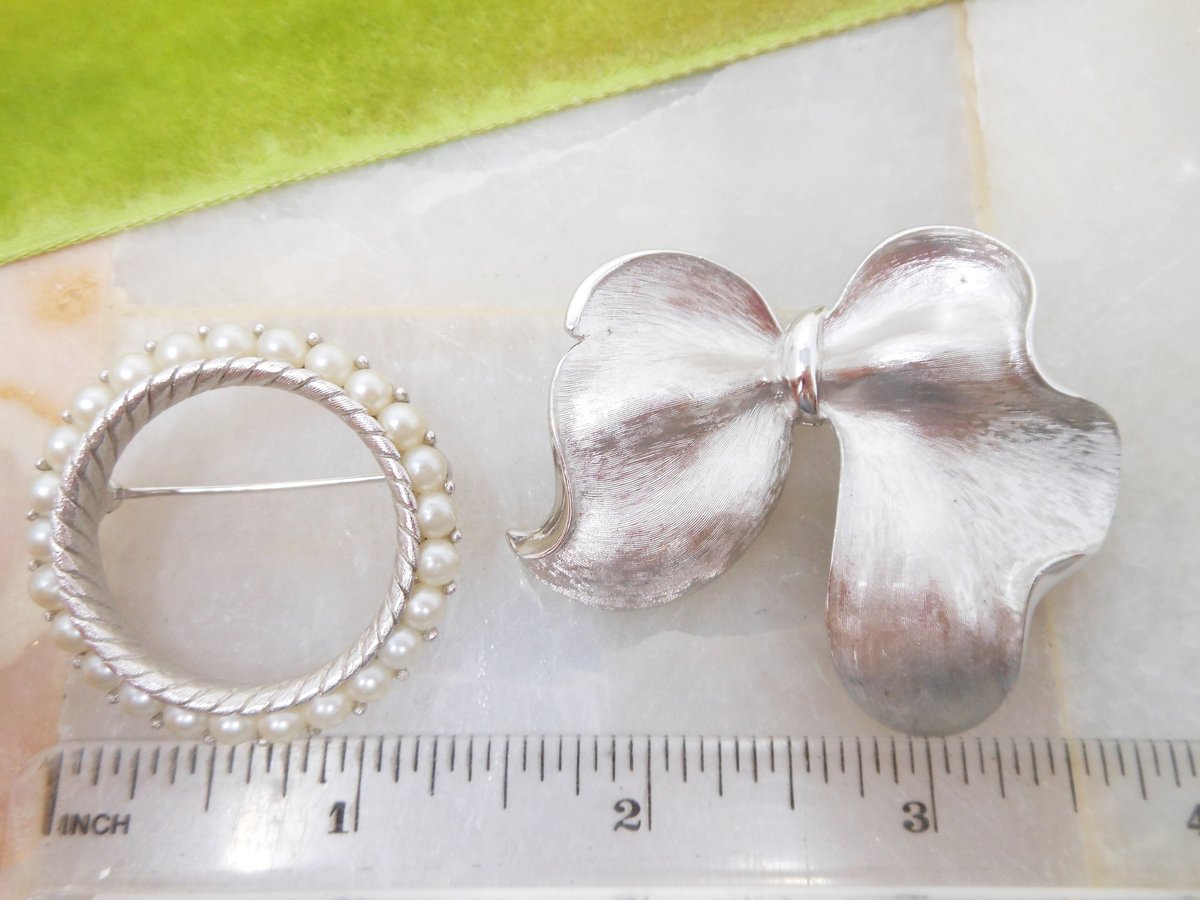 Vintage LOT 2 Crown TRIFARI Bow Pin Pearl Brooch Wreath Circle Classic Silvertone Designer Mid Century Jewelry Gift, VivianJoel.com
