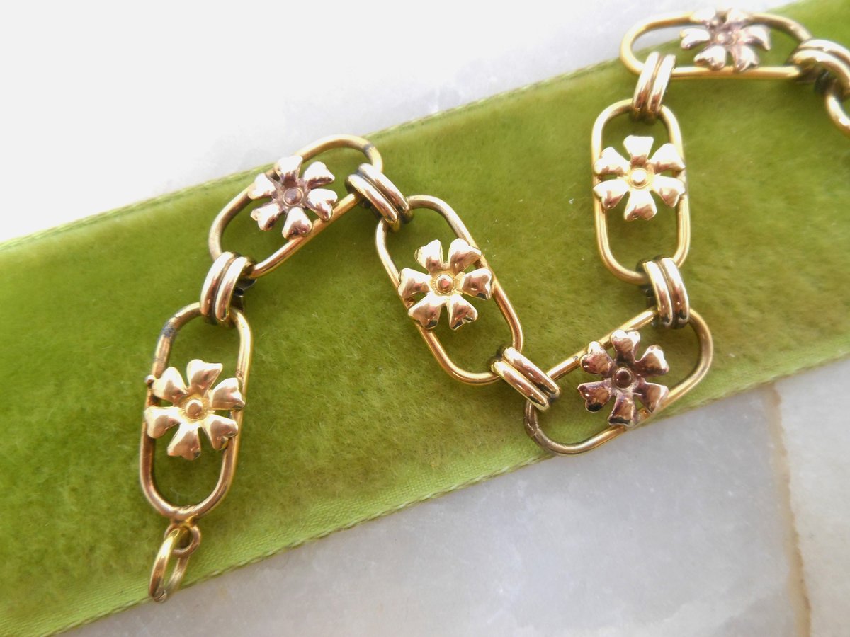 Vintage Gold Fill Flower Bracelet Chain Link Daisy Skinny Chain GF Jewelry Gift Mid Century, VivianJoel.com