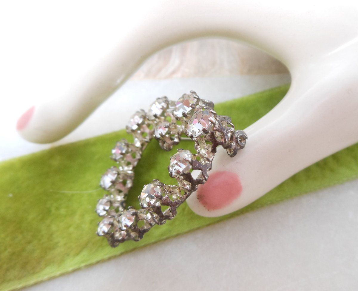 Vintage AUSTRIA Sparkling Crystal Brooch Open Back Rhinestone Heart Pin Valentine Mid Century Jewelry Gift, VivianJoel.com