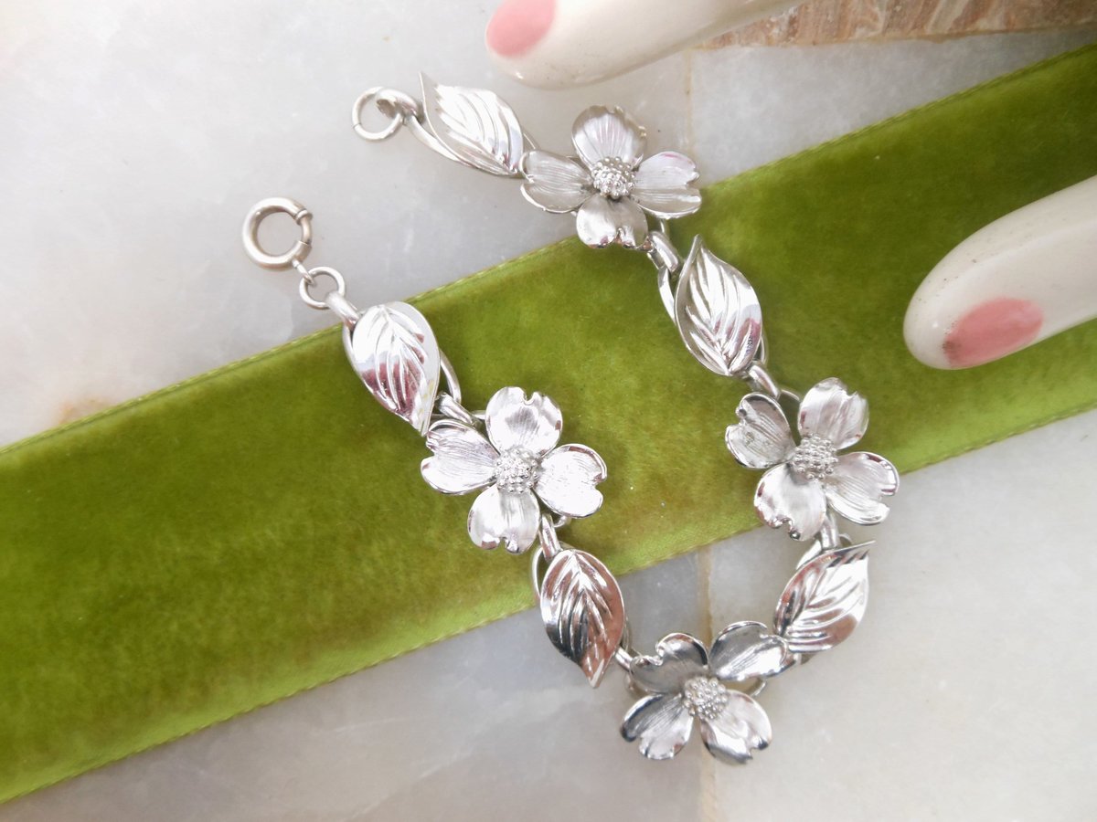 Vintage STERLING SILVER Bracelet Link Dogwood Flower Art Deco Jewelry Mid Century Gift, VivianJoel.com