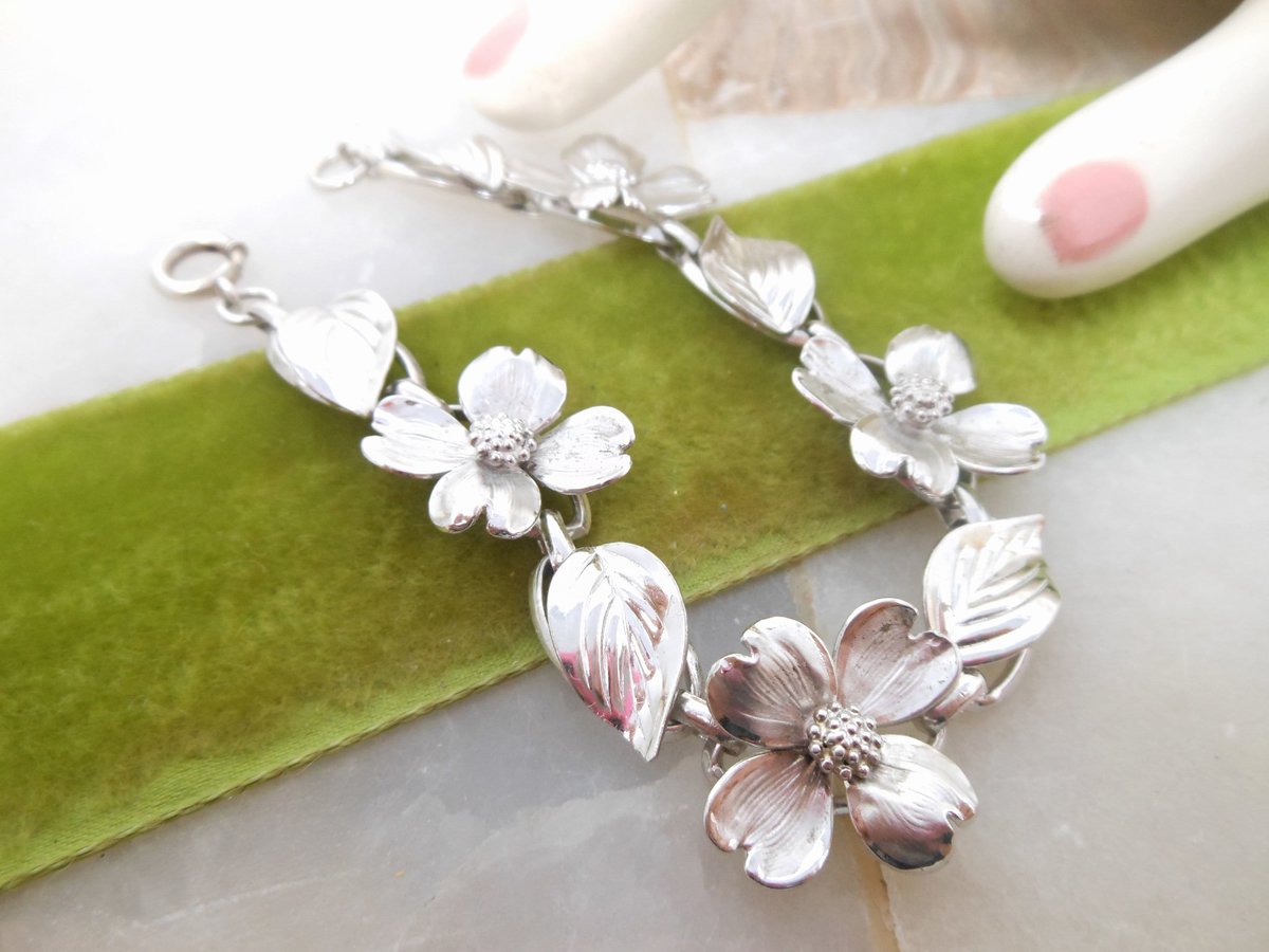 Vintage STERLING SILVER Bracelet Link Dogwood Flower Art Deco Jewelry Mid Century Gift, VivianJoel.com
