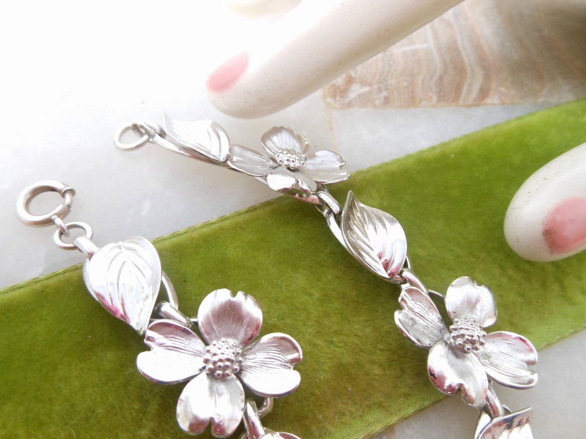 Vintage STERLING SILVER Bracelet Link Dogwood Flower Art Deco Jewelry Mid Century Gift, VivianJoel.com